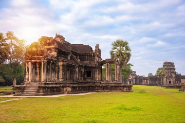 Angkor Wat, Kamboçya 'da eski bir tapınak kalıntısı.