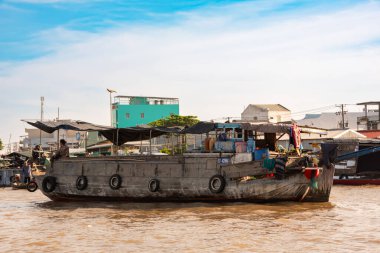 Mekong Nehri, Vietnam 'da geleneksel ahşap tekneler.