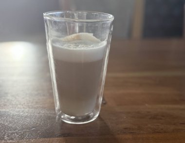 Dalgona Kahve Hazırlama Süreci Trend içeceği.