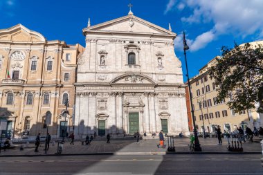 Roma, Latium - İtalya - 11-24-2022: Vallicella 'da Santa Maria, Chiesa Nuova olarak da bilinir, Roma' nın kalbinde yer alıyor