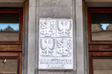 Prag, Başkent Prag - Çek Cumhuriyeti - 09-20-2022: Karmaşık arma ve Çek Maliye Bakanlığı, Prag