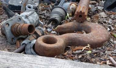 Bir kamyon vinci için kanca. bumlama yükleme mekanizmasının yedek parçası