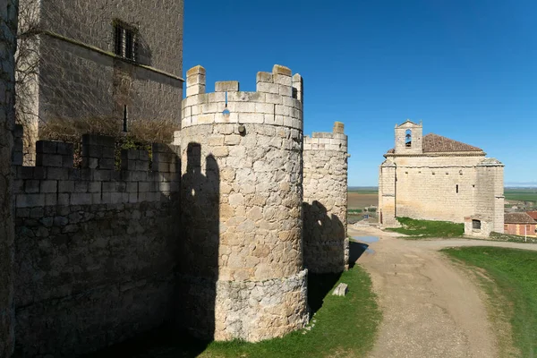 Ampudien Spanien Februar 2021 Mittelalterliche Burg Von Ampudia Einem Sonnigen — Stockfoto