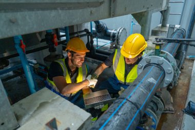 Mühendis veya teknisyen yüksek veiv fabrika inşa valf sistemi de sistem yapısı altında kalır.