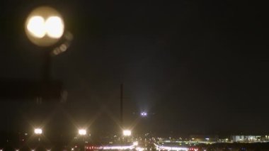 Uçak jeti, uçak, hava taşımacılığı, havacılık geçmişi. Yüksek kalite 4k görüntü