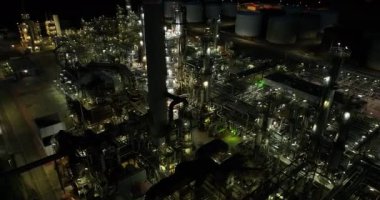 Endüstriyel kimya endüstrisi petrokimya fabrikası teknoloji deposu