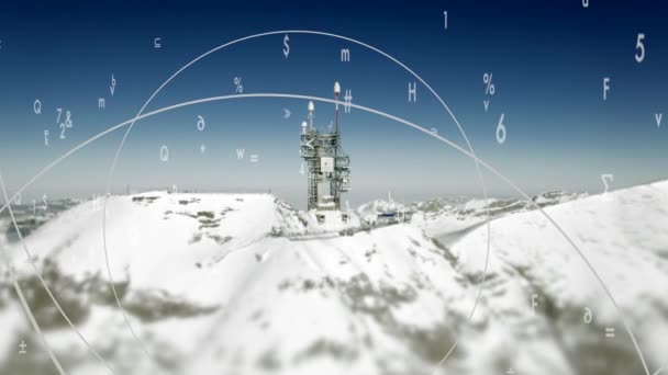 Vista Aérea Torre Antena Rádio Que Está Montanha Alta Neve — Vídeo de Stock