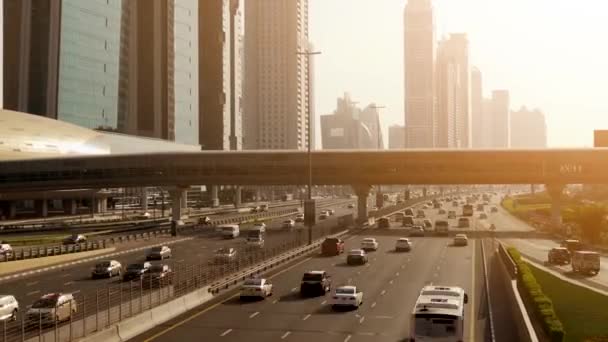 Trafikte Yoğun Hektik Şehir Yolunda Araba Sürüşü Yüksek Kalite Görüntü — Stok video