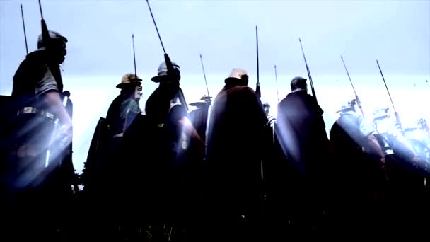 Historische Gladiatoren Soldaten Gehen Gemeinsam Auf Dem Schlachtfeld Den Krieg — Stockvideo