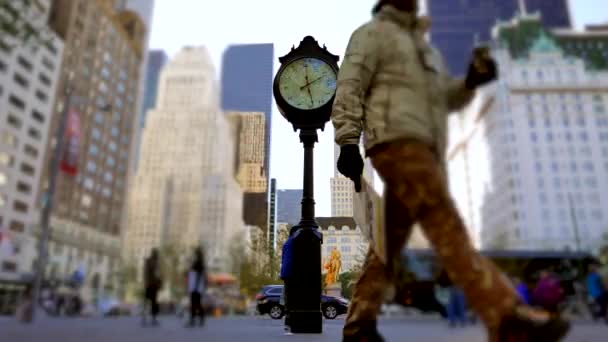 Lapso Tiempo Las Personas Que Caminan Las Calles Ciudad Tráfico — Vídeos de Stock