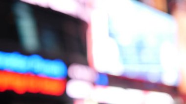 Bulanık Trafik Işığı Bokeh Gece Arkaplanda. Yüksek kalite 4k görüntü