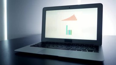 Modern Şehir Ofisi Çalışma Alanında Bilgisayar Çalışma Masası Görünümü. Yüksek kalite 4k görüntü