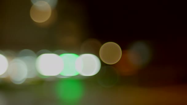 Πολύχρωμα Φώτα Κυκλοφορίας Νύχτα Θολωμένο Φόντο Bokeh Υψηλής Ποιότητας Πλάνα — Αρχείο Βίντεο