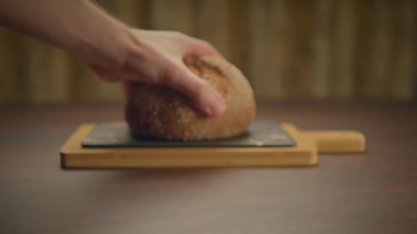 Čerstvé Pečené Celozrnné Produkty Pšenice Gurmánské Ruční Práce — Stock video