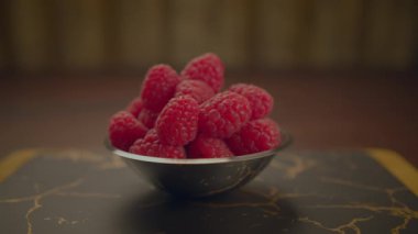 Vegan Diyet Lezzetli Böğürtlenler Tahta Masada Tatlı