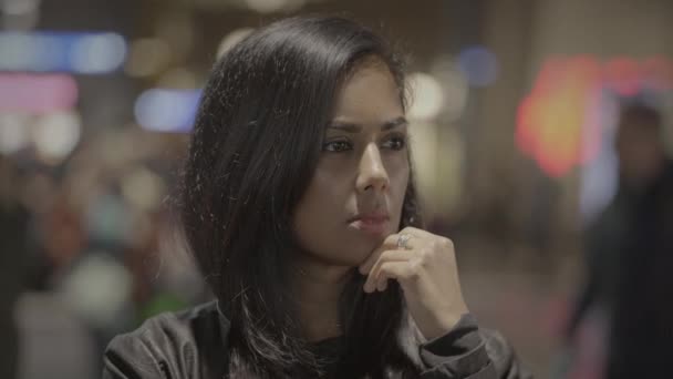 Head Shot Thinking Female Person Waiting Thoughtful Trainstation — Stok Video