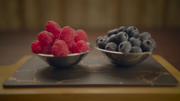 Berry Fruit Voor Vitaminen Antioxidant Rich Nutrition Vegan Food — Stockvideo