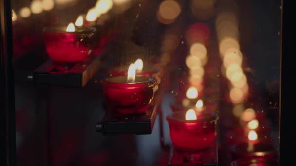 Lilin Lilin Malam Lampu Bokeh Untuk Upacara Suci Agama — Stok Video