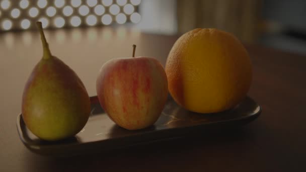 Biologische Orange Apple Pear Fruits Food Nutrition Met Vitamine Achtergrond — Stockvideo