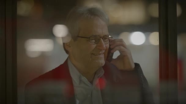 Oproep Manager Glimlachen Zakelijk Succes Overeenkomst Deal Victory — Stockvideo