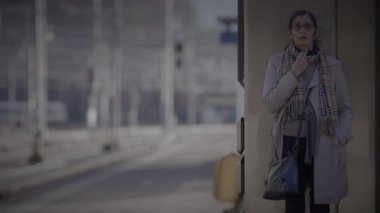 Birbirini Arayan İki Kişi Geç Kalmak İçin Kayıp