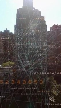 Gelişmiş mimarinin vizyoner bir birleşimi ve genişleyen bir kentsel manzaraya yerleştirilmiş canlı dijital veriler