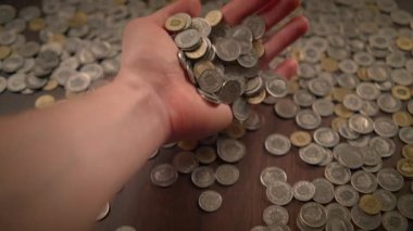 Nakit paralar tasarruf, para birimi finans ve ekonomi geçmişi. Yüksek kalite 4k görüntü