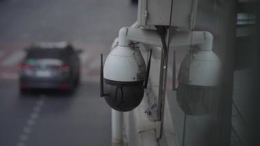 Yüksek çözünürlüklü güvenlik kameraları kentsel trafik modellerini etkili bir şekilde yakalıyor ve şehirlerimizde güvenliği artırıyor.