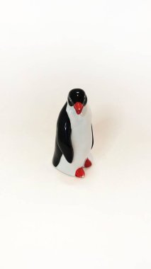 Buzdolabı pengueni savaş arıyor.