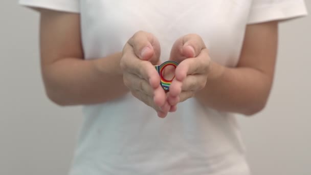 Hand Holding Lgbtq Rainbow Ribbon Support Lesbian Gay Bisexual Transgender — 비디오
