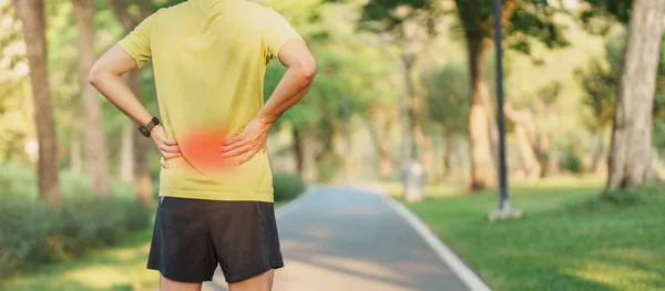 Erwachsener Rüde Mit Ihren Muskelschmerzen Beim Laufen Läufer Mit Rücken — Stockfoto