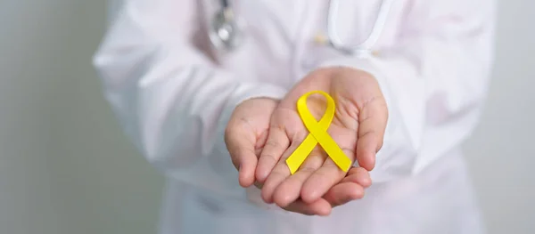 Yellow September Suicide Prevention Day Childhood Sarcoma Bone Bladder Cancer — Stockfoto