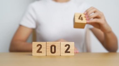 Masada 2024 yıllık el ele tutuşmalar. hedef, çözüm, strateji, plan, başlangıç, bütçe, misyon, eylem, motivasyon ve yeni yıl kavramları