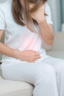 Karın ağrısı, kabızlıktan dolayı sindirim ya da gıda zehirlenmesinden kaynaklanan ishal, kadın sorunu ve endometriyozis, histerektomi, mide ağrısı ve regl.