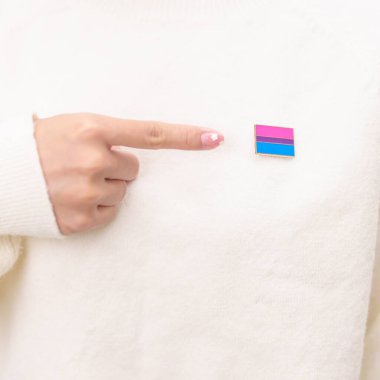 Biseksüellik Kutlama Günü ve LGBT gurur ayı, LGBTQ veya LGBTQIA konsepti. Lezbiyen, Gey, Biseksüel, Transseksüel, Eşcinsel, Panseksüel, Evlilik Eşitliği Yasası için el ele tutuşmalar