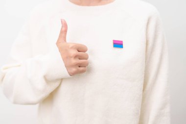 Biseksüellik Kutlama Günü ve LGBT gurur ayı, LGBTQ veya LGBTQIA konsepti. Lezbiyen, Gey, Biseksüel, Transseksüel, Eşcinsel, Panseksüel, Evlilik Eşitliği Yasası için el ele tutuşmalar