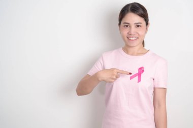 Pembe Ekim Göğüs Kanseri Farkındalığı Ayı, insanların yaşam ve hastalıklarını desteklemek için pembe kurdeleli kadın. Ulusal Kanserden kurtulanlar Ayı, Kadın Sağlığı Günü ve Şubat Dünya Kanser Günü