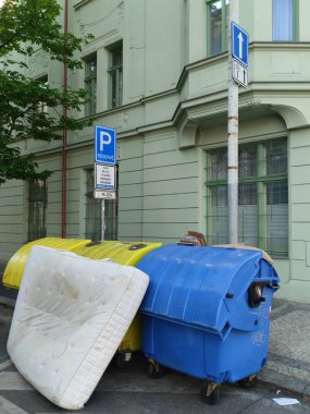 Prag, Çek Cumhuriyeti - 2 Mayıs 2024: Prag 8. Bölge, Florenc. Yüksek kalite fotoğraf
