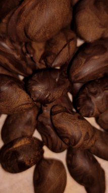 Çikolata lezzeti romantik bir an yaratıyor, çikolatalı şekerlemeler tarihi Prag 'a karşı samimi bir sevgililer günü kutlaması vaat ediyor.