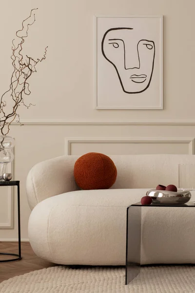 Minimalistyczna Kompozycja Wnętrz Salonu Makietą Ramki Plakatu Białą Sofą Okrągłą — Zdjęcie stockowe
