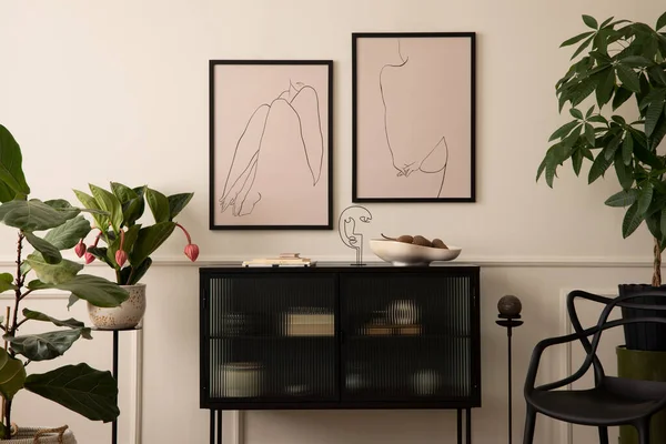 Oturma Odasının Estetik Kompozisyonu Poster Çerçevesi Şık Büfe Bej Kase — Stok fotoğraf