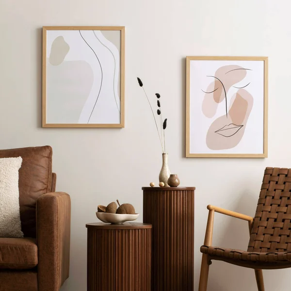 Interior Design Stylish Elegant Room Brown Sofa Rattan Armchair Wooden — Stock fotografie