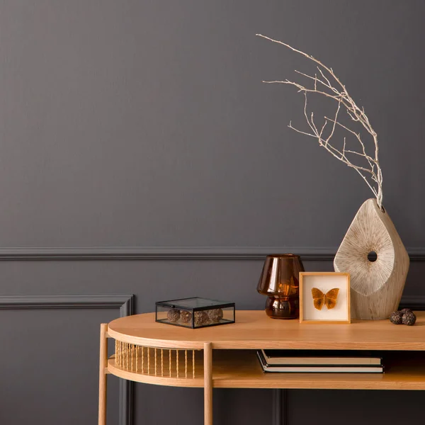 Minimalist Composition Living Room Interior Wooden Desk Stylish Desk Vase — 图库照片
