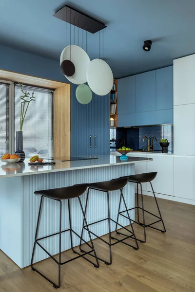 Interior Design Kitchen Interior Marble Kitchen Island Blue Wall Black — Fotografia de Stock