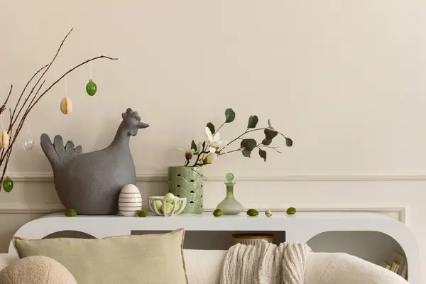 Creative Composition Easter Living Room Interior Copy Space Hen Sculpture — Foto de Stock