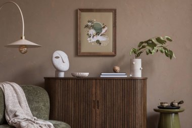 Poster çerçevesi, fotokopi odası, yeşil koltuk, yuvarlak sehpa, ahşap büfe, kahverengi ekose, yastık ve kişisel aksesuarları olan şık oturma odasının iç tasarımı. Ev dekoru. Şablon.