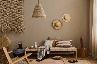 modern oda şık kanepe ve rattan aksesuarları olan