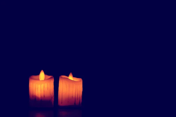 Закрыть Рождество Свечи Пламя Черном Фоне — стоковое фото
