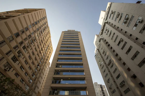 Fasada Budynku Mieszkalnego Sao Paulo Brazylia Gęstość Zaludnienia Widok Dołu — Zdjęcie stockowe