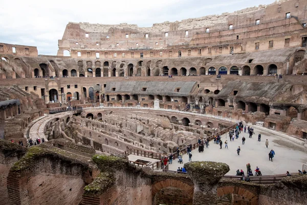 Rom Italien Mars 2023 Turister Som Vandrar Innanför Colosseum Romanum — Stockfoto